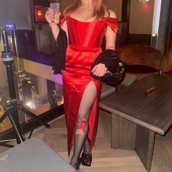 Adeirlina Red Formal Dress - Picture 4 of 6